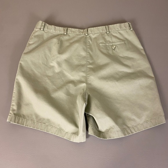 LL Bean Bermuda Shorts Classic Fit Women's Plus Size 18 Beige Cotton Lightweight - Picture 12 of 13